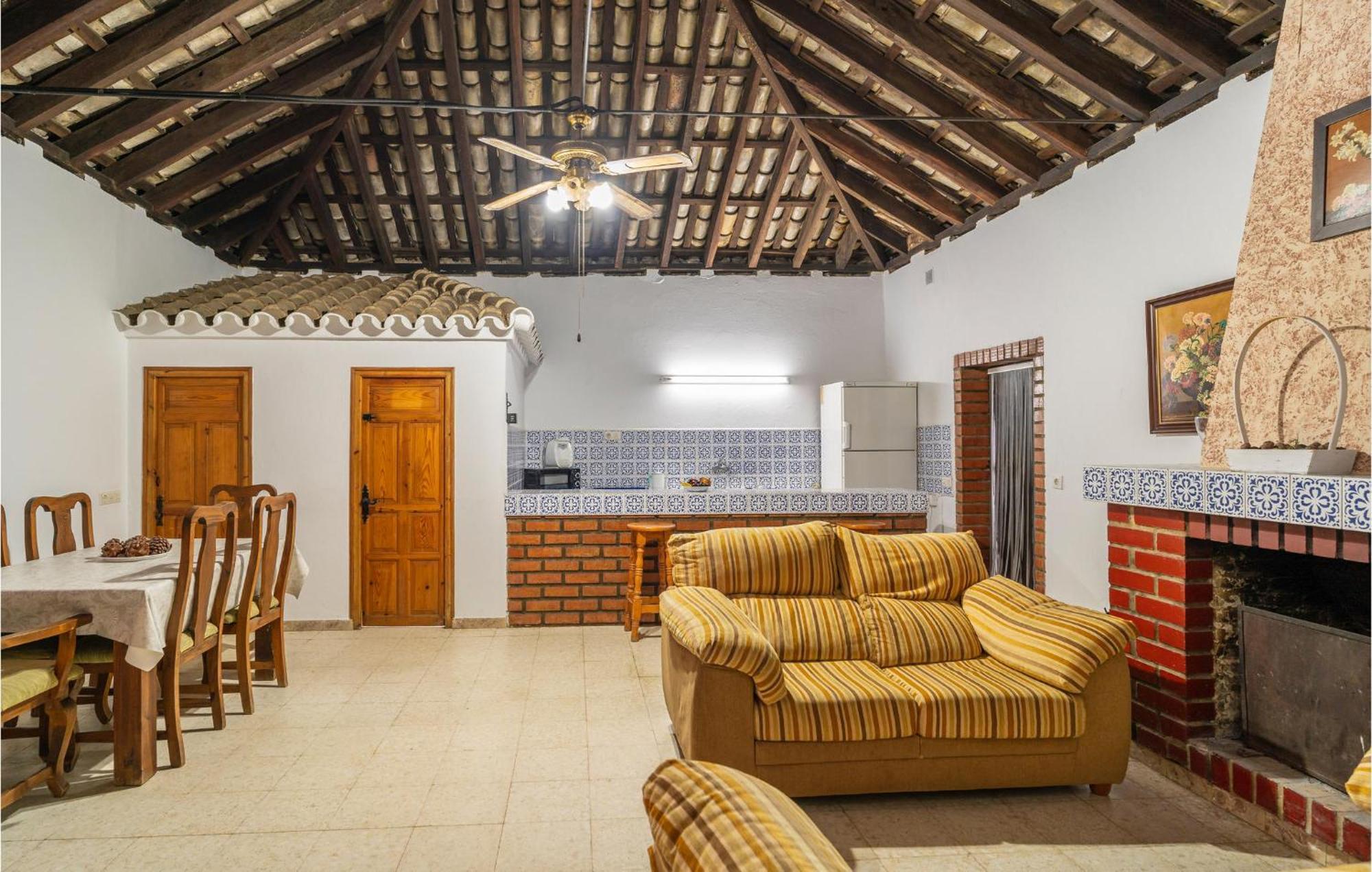 Beautiful Home In Algar With Indoor Swimming Pool Екстер'єр фото